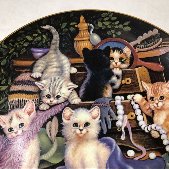 FASHION FROLIC Amewsing Adventures Kittens Collector’s Plate - Picture 5 of 6
